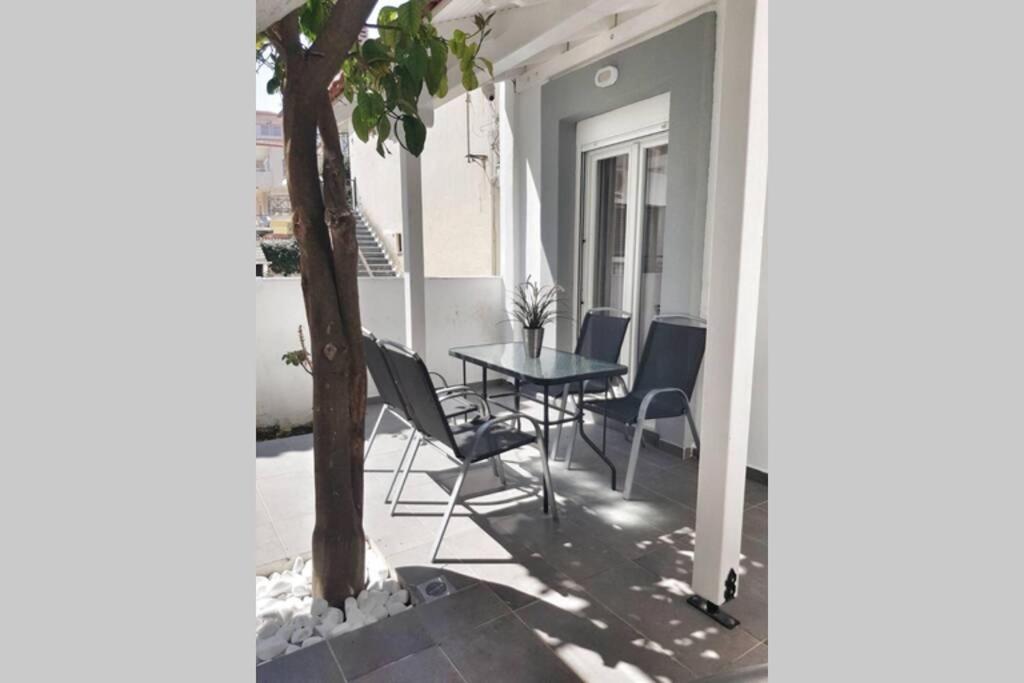 Polychrono New 2 Bedroom Apt. Just By The Sea! Esterno foto