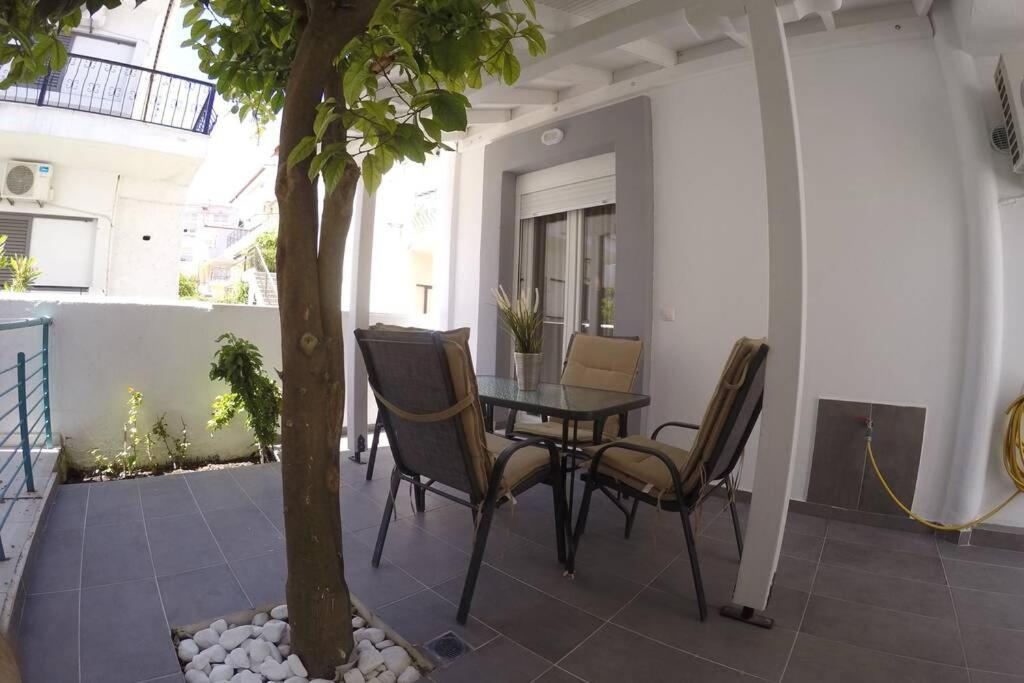 Polychrono New 2 Bedroom Apt. Just By The Sea! Esterno foto