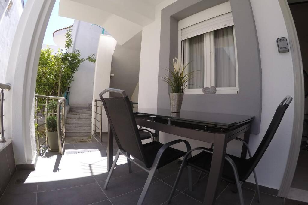 Polychrono New 2 Bedroom Apt. Just By The Sea! Esterno foto