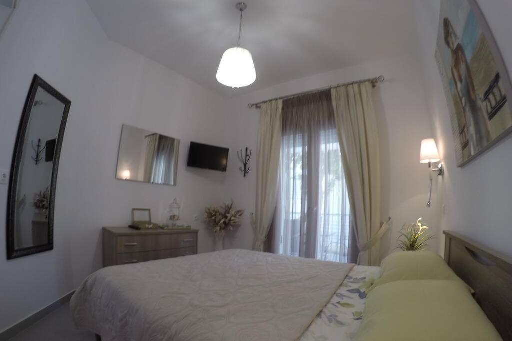 Polychrono New 2 Bedroom Apt. Just By The Sea! Esterno foto